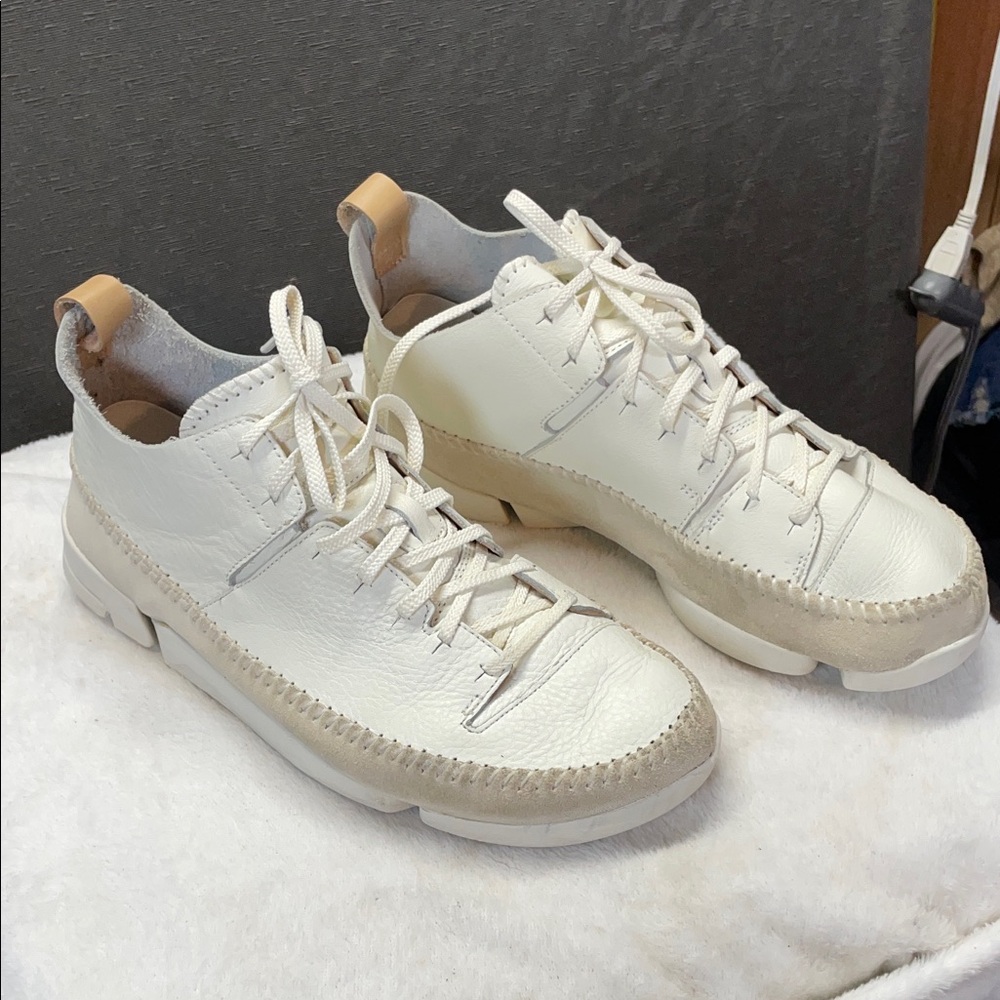 Clarks Originals VibramSneakers with Ribbed Midsole and Sock-Like Collar